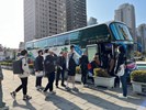 役男搭車從軍去