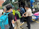 役男搭車從軍去
並重視衛生防疫措施