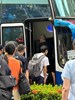 役男搭車從軍去
