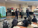 台中市南區人文課王龍貴課長與從軍役男閒話家常並政令宣導