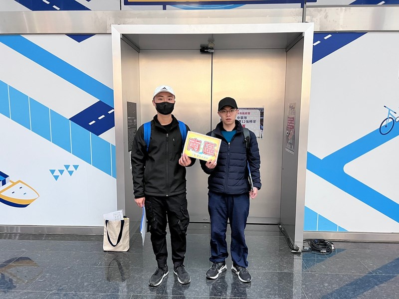 南區從軍役男合影留念