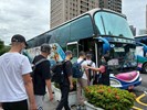 陸軍與空軍從軍役男搭車入營去