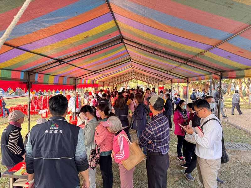 馬年揮毫迎新春．好運帶回家！4