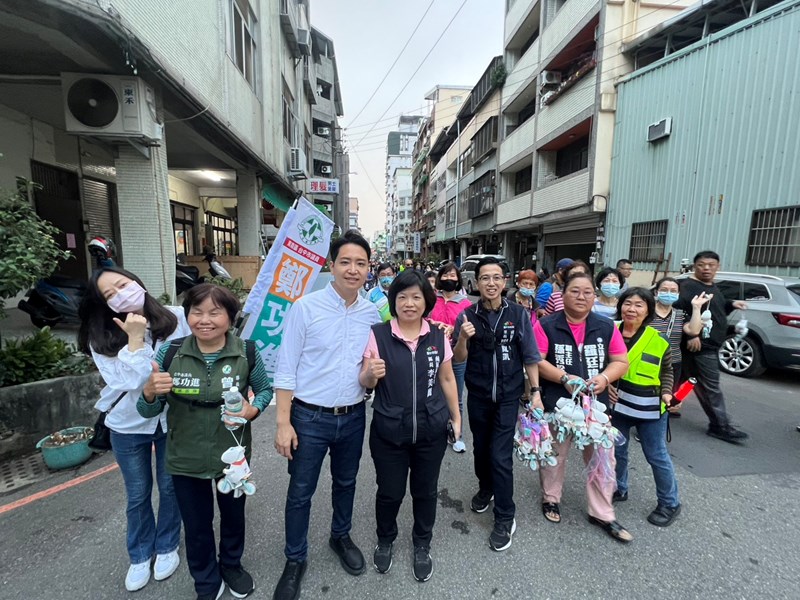 國光里歡慶元宵佳節 提燈踩街福滿迎新春4