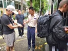 台中市南區區公所黃順良主任秘書與人文課李文武課長重視送兵活動中從軍役男衛生防疫措施