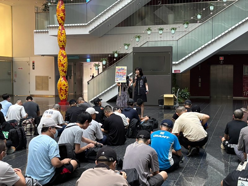 台中市政府長官對從軍役男政令宣導及宣傳115學年度起台中市公立與私立國中小營養午餐全面免費等活動